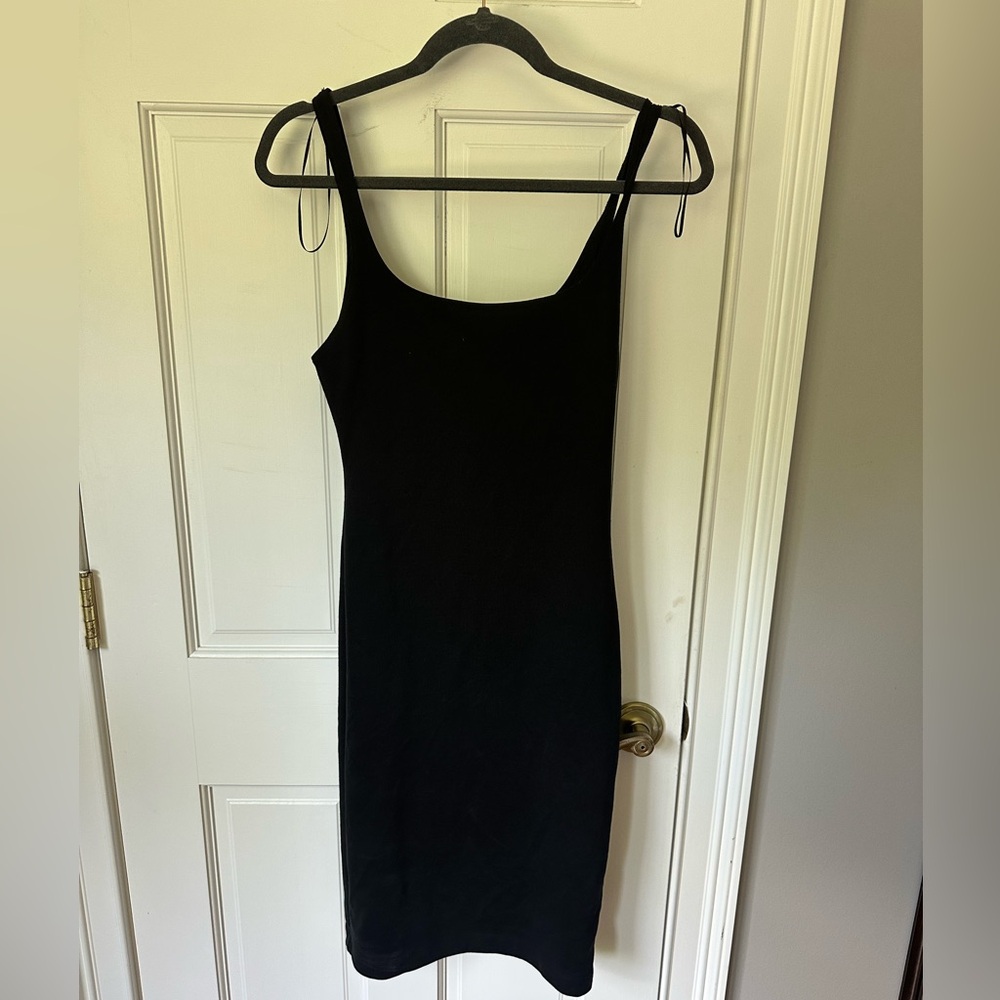 Brand new Zara bodycon midi dress